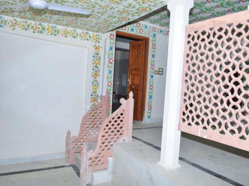 Hotel Suroth Mahal Luhāru Buitenkant foto